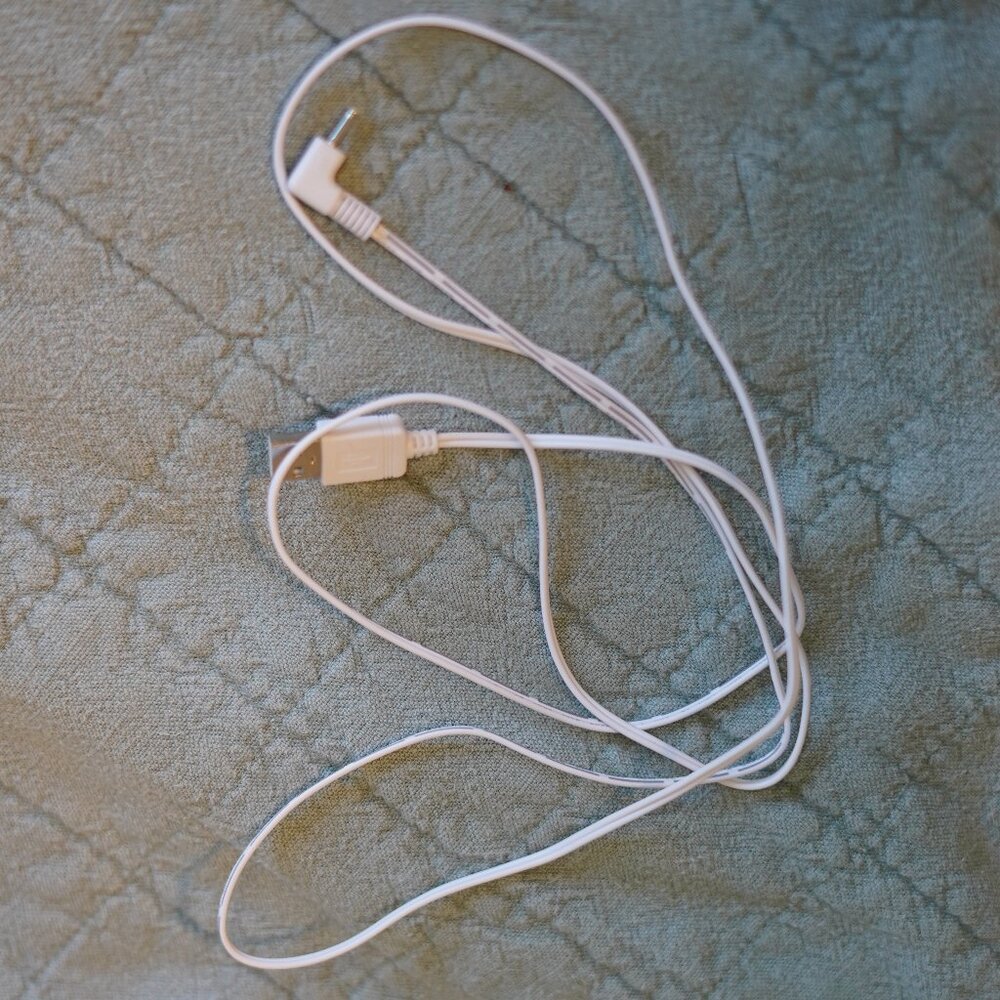 Infant Optics DXR-8 PRO Round Pin USB Power Adapter For Monitor Unit